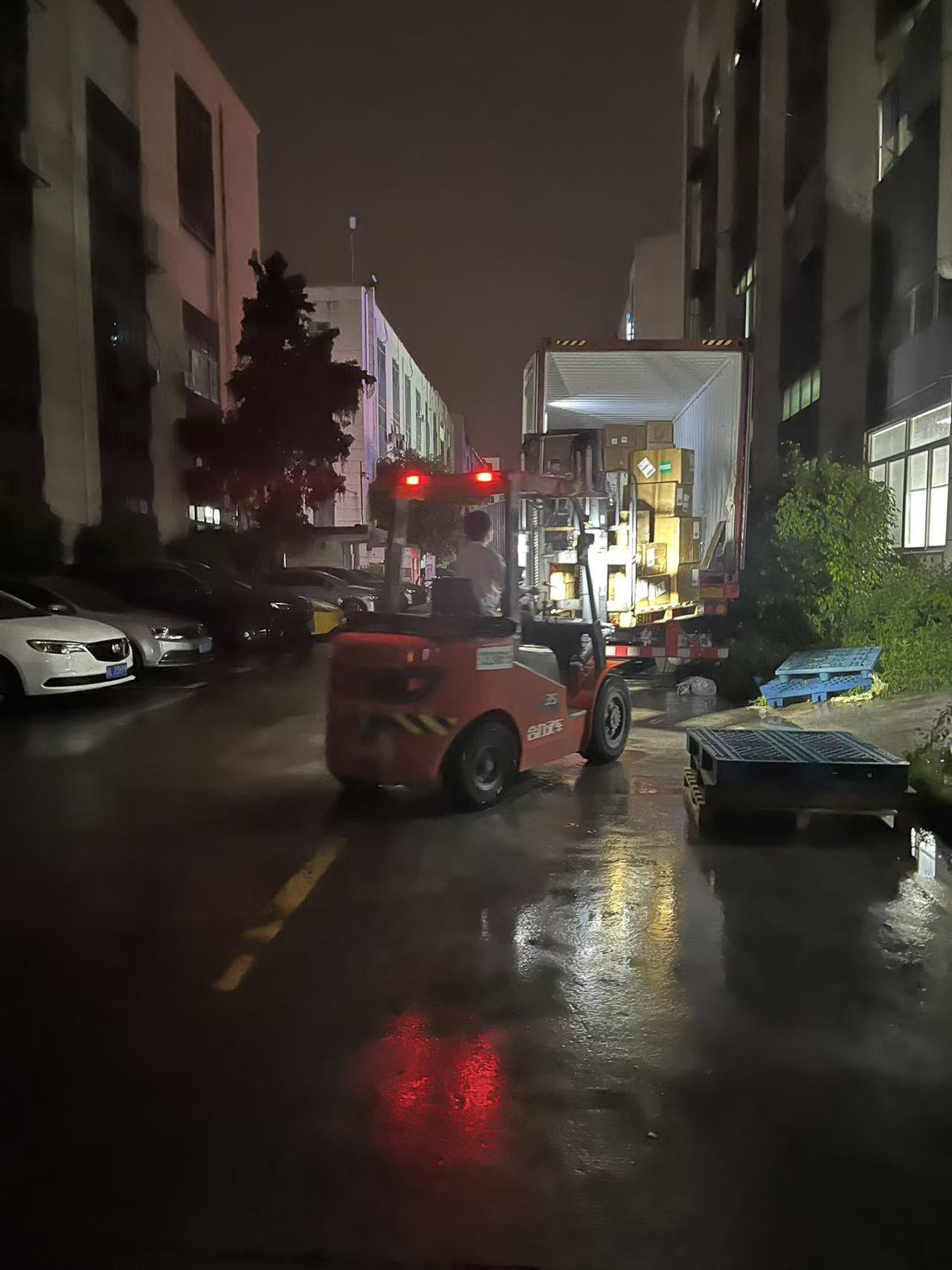 Container loading at night
